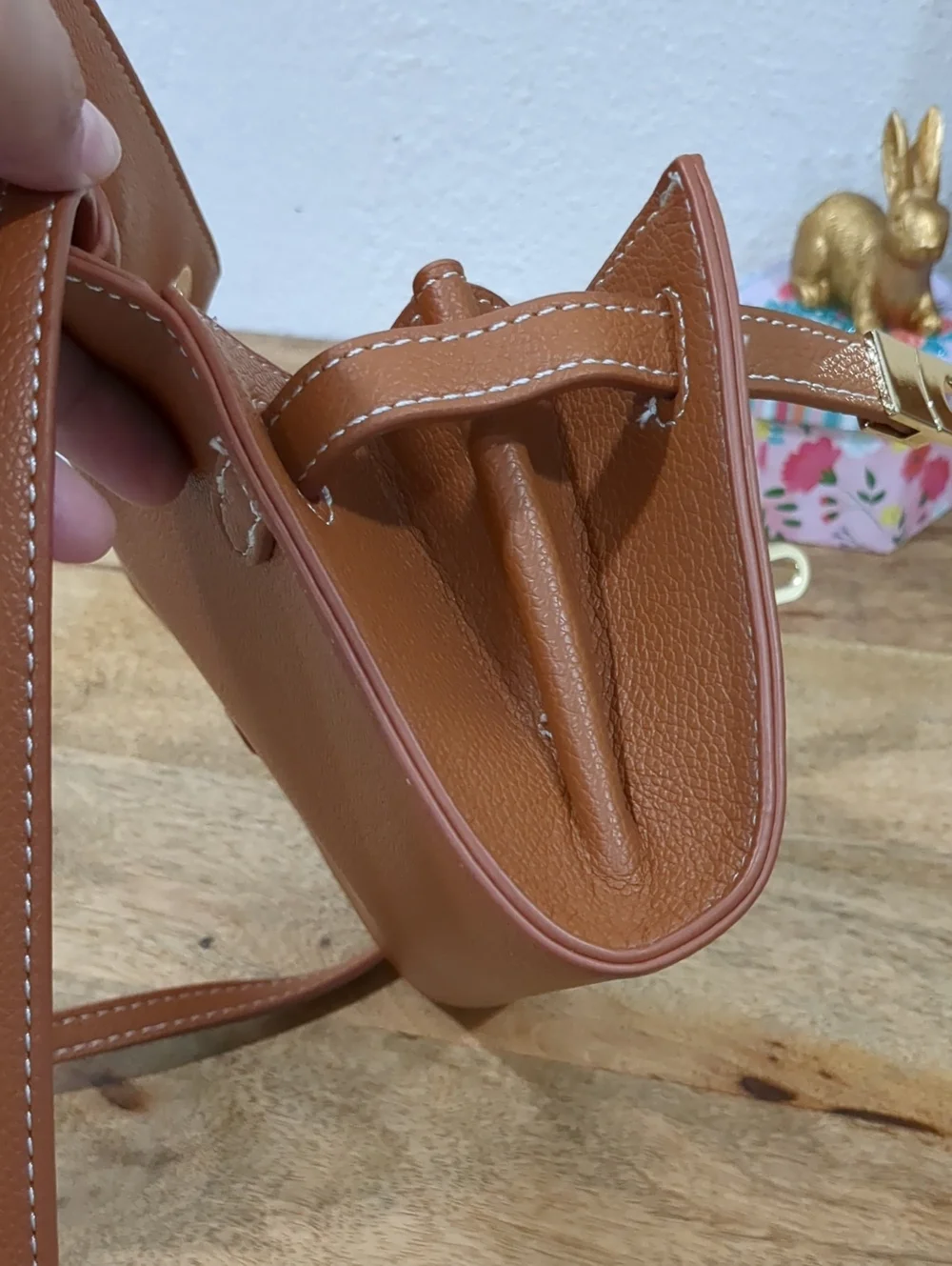 The Unbranded Brand contrast color